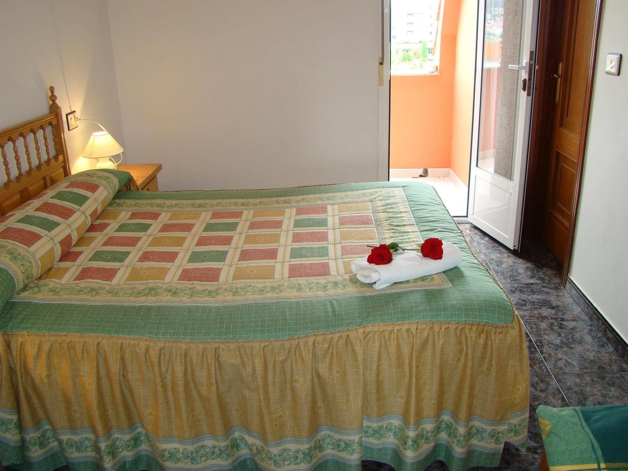 Hostal San Roque ポルトノボ エクステリア 写真